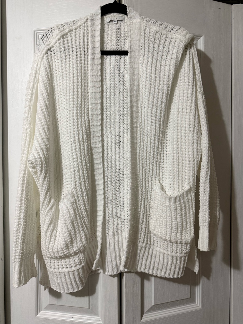 Miracle White Open-Front Chunky Knit Cardigan Sweater with Pockets - M/L